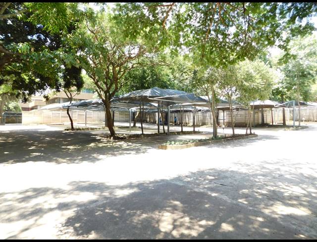 127M² OFFICE TO LET IN FERNDALE